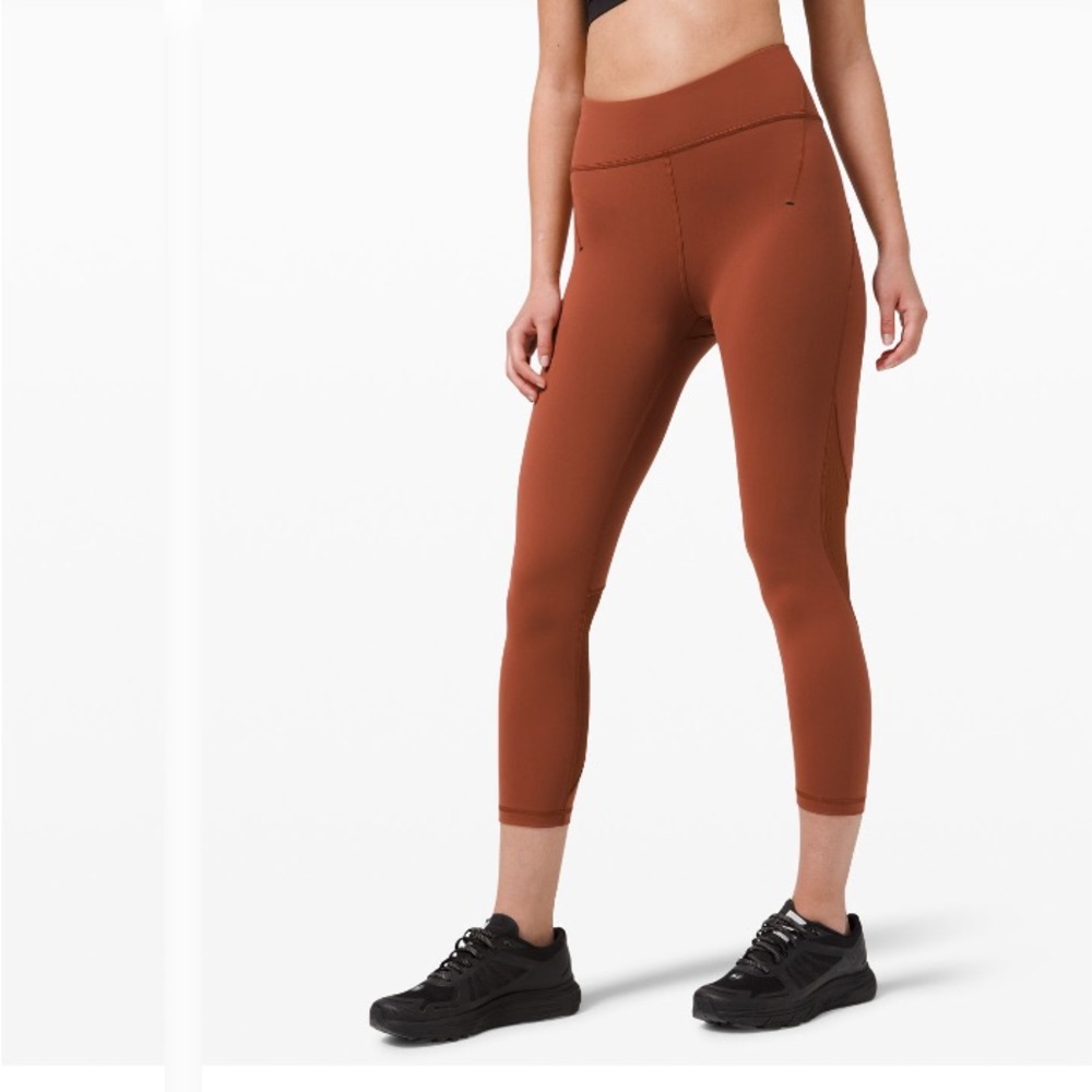 Everlux and Mesh High-Rise Crop 23" Leggings Dark Terracotta size 4